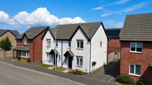 16, Rhodfa Gelli Aur, Penllergaer, Swansea SA4 9FL