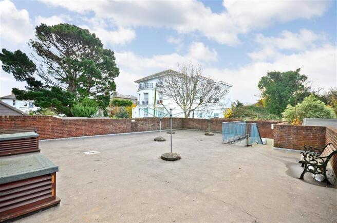 Communal Roof Terrace