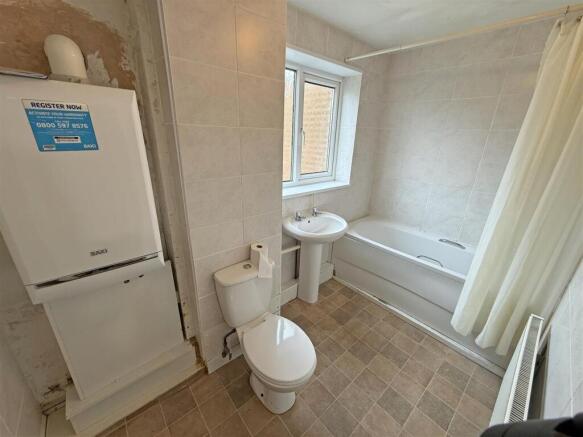Bathroom.jpg