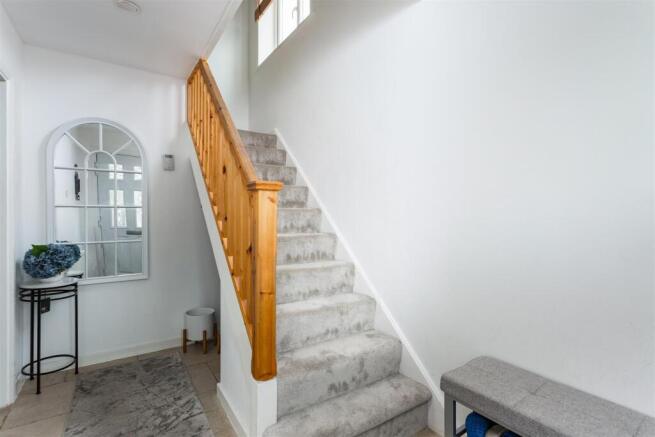 3 bed Semi-Detached for sale Image 11