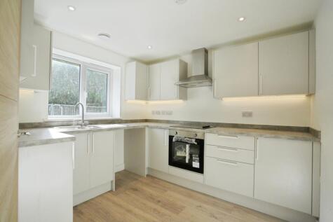 3 bed detached - Grampound Road, Truro, Cornwall image 25