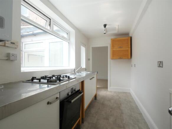 2 bed Terraced for sale Image 5