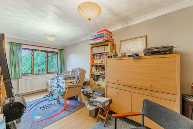 4 bed Detached for sale Image 8