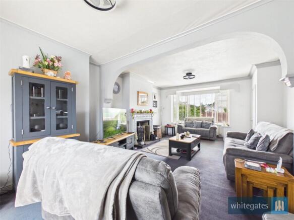 4 bed Semi-Detached for sale Image 7