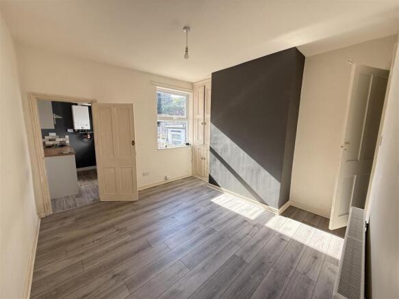 Scalpcliffe Road, Burton-On-Trent photo 4