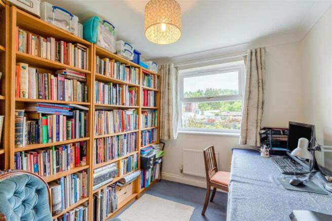 8555412-interior14.jpg