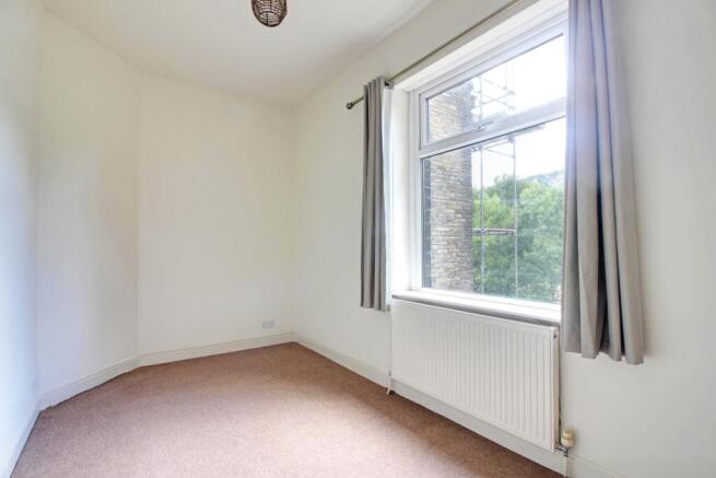 2 bed Terraced to rent Image 11