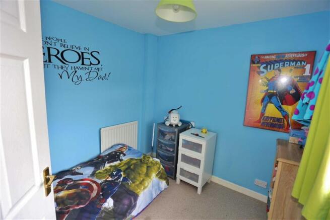 BEDROOM 3 (REAR)