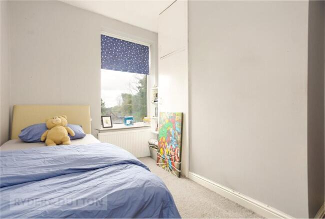 2 bed Terraced for sale Image 12