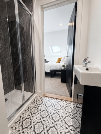 Ensuite/Bedroom