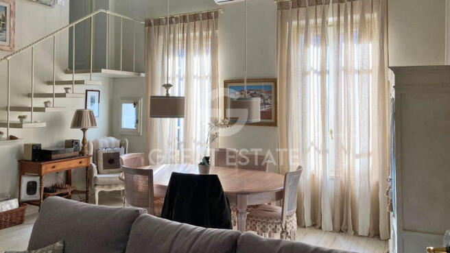 Interno