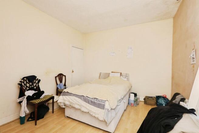 2 bed Terraced for sale Image 7