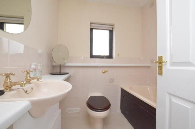 Photo 12
