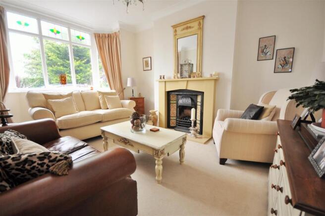 SITTING ROOM