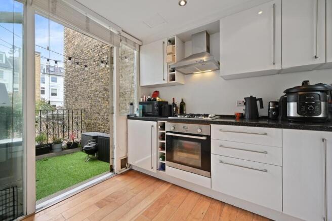 Flat 4, 70 Haverstock Hill - Kitchen6 (1).jpg