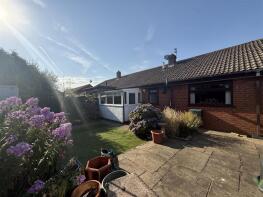5, St Christophers Avenue, Ashton-under-lyne OL6 9DT