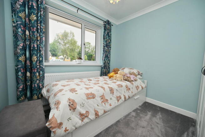 2 bed Semi-Detached Bungalow for sale Image 9
