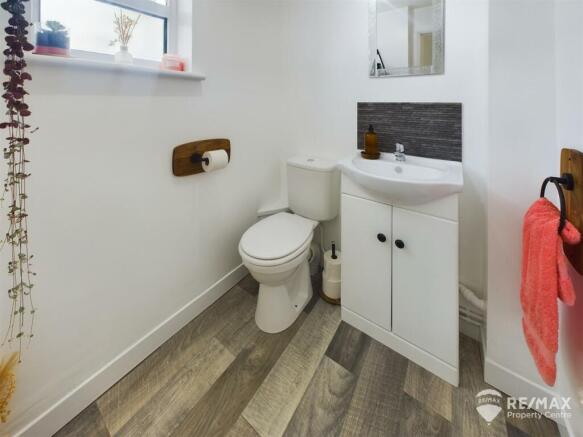 Ground Floor WC.jpg