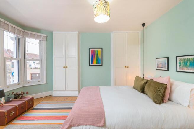 YELSROW02 - Bedroom H.jpg