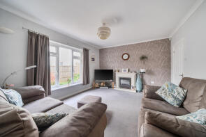 7, Pield Heath Avenue, Uxbridge UB8 3PB