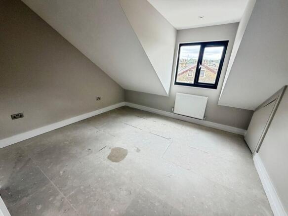 4 bed Semi-Detached for sale Image 10
