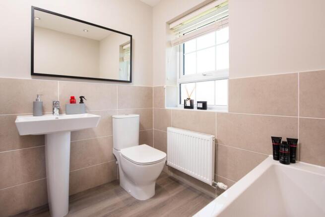 4 bed Detached for sale Image 9
