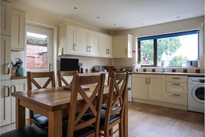 Kitchen/Breakfast