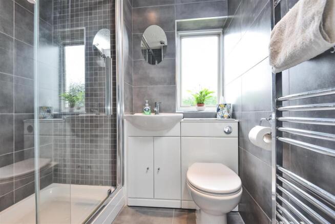 Shower Room.jpg