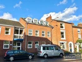 40, Stratford Road, Alcester B49 5AS