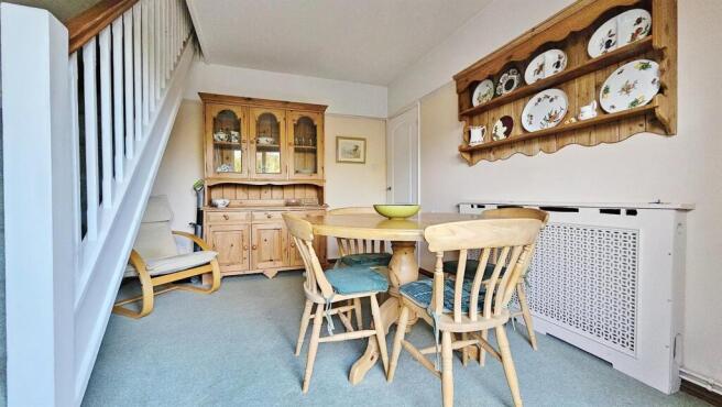 Bedroom/Dining Room