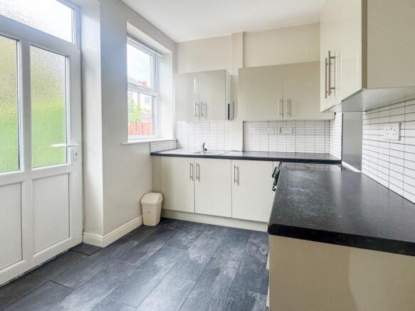 2 bed Terraced for sale Image 4
