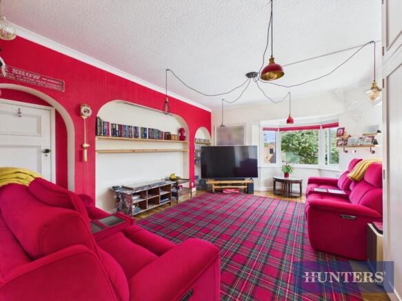 5 bed Detached for sale Image 8