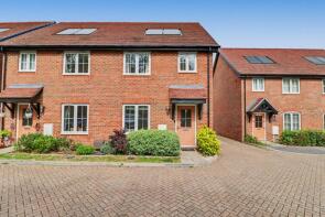 10, Daisy Close, Winchester SO21 1FY