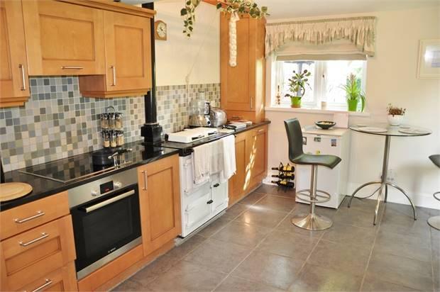 Breakfasting Kitchen