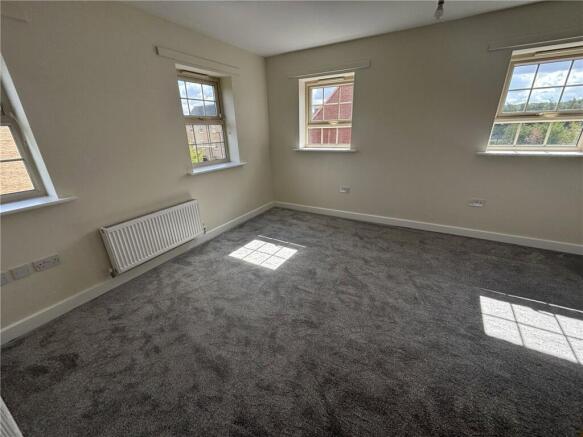 2 bed End of Terrace to rent Image 6