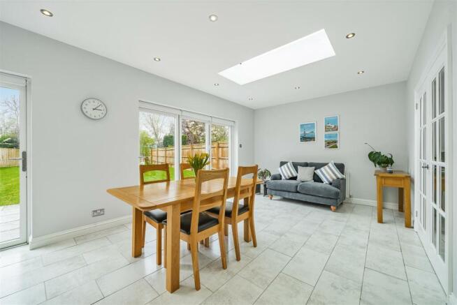 Kitchen/family room
