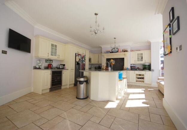 Kitchen 1