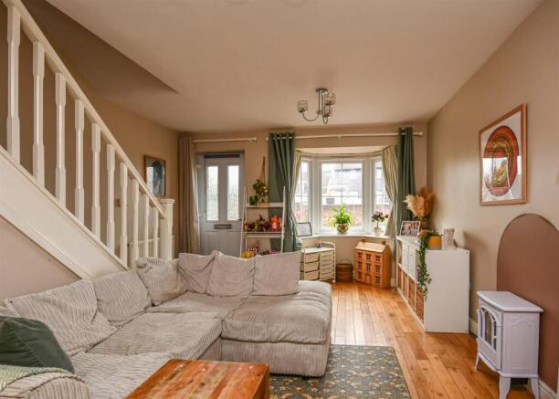 7A Ounsdale Road-5.jpg