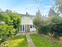 69, Collins Meadow, Harlow CM19 4EN