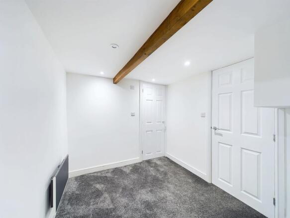 2 bed Cottage for sale Image 9