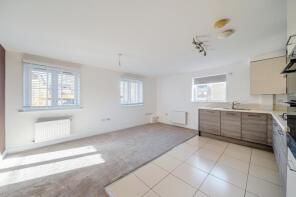 Flat 4, 1 Abbey House, Hereford Close, Woking GU21 2FL