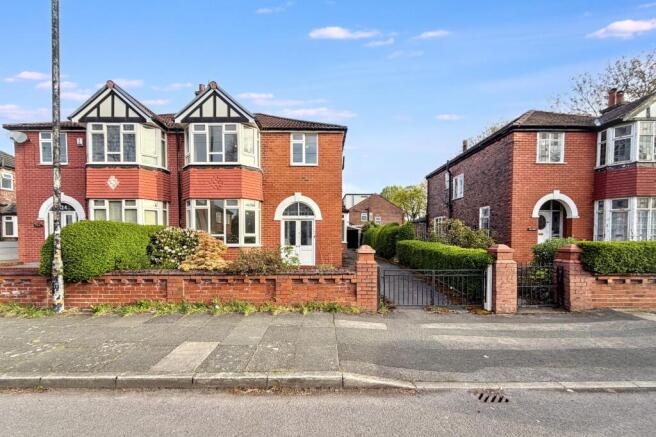 132 Kings Road, Old Trafford, Stretford, Manchester M16 9NZ