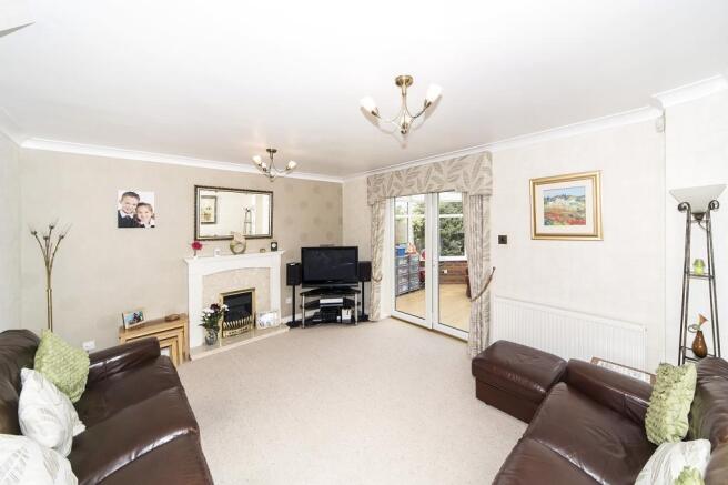 02 Living Room