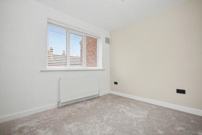 3 bed Terraced for sale Image 8