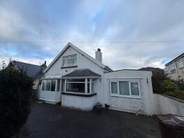 13 Morlais, Gogarth Avenue, Dwygyfylchi, Penmaenmawr LL34 6PY