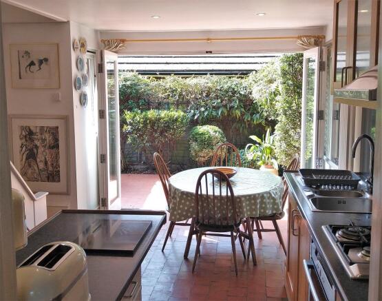Kitchen/Dining Room 