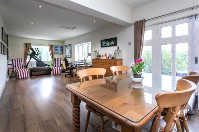 Dining/Family Room