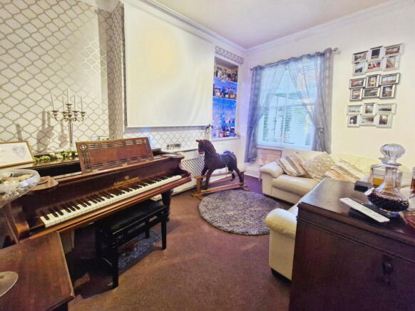 6 bed Terraced for sale Image 10
