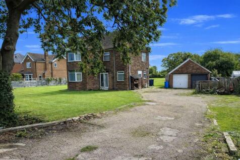 Great Coates Road, Healing, DN41