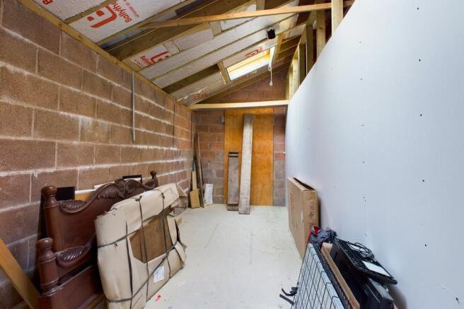 Ensuites for Mast...